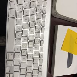 Apple Wireless Keyboard