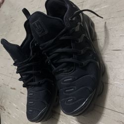 Nike Air Vapormax Plus Black Sneakers