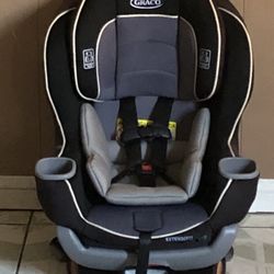 LIKE NEW GRACO EXTENDED 2FIT CONVERTIBLE CAR SEAT!!!!