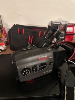 Minolta Master C-532 Camcorder