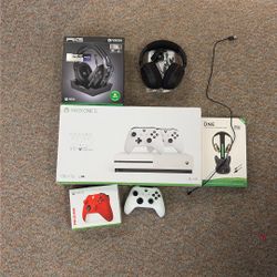 XBOX ONE S 1 TB (READ DESCRIPTION) 