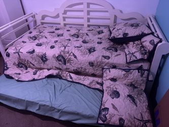 White Trundle bed twin