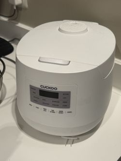 $30 — Cuckoo Micom Rice Cooker & Warmer (6-cup) MUST GO