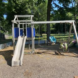 Outdoor play set