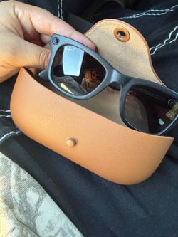 Meta glasses