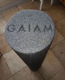 GAIAM  Restore Total Body foam roller