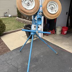 Jugs 2 Wheel Pitching Machine 