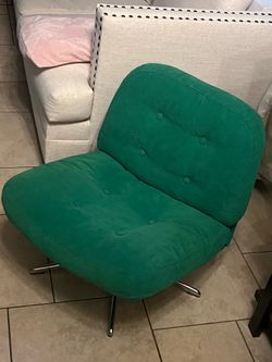 Swivel chair