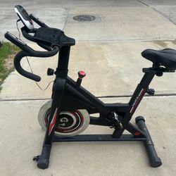 Indoor Cycling Bike – Smooth Ride – Adjustable – Like New