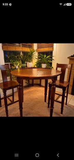 Bar table & stools