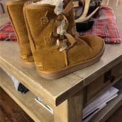 Girls Size 3 Ugg Boots