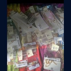 Fake Jewelry Necklaces