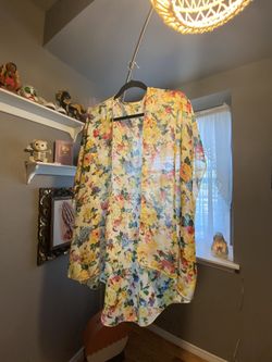 Floral Sheer Kimono 