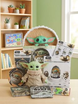 Star war party supply and  doll