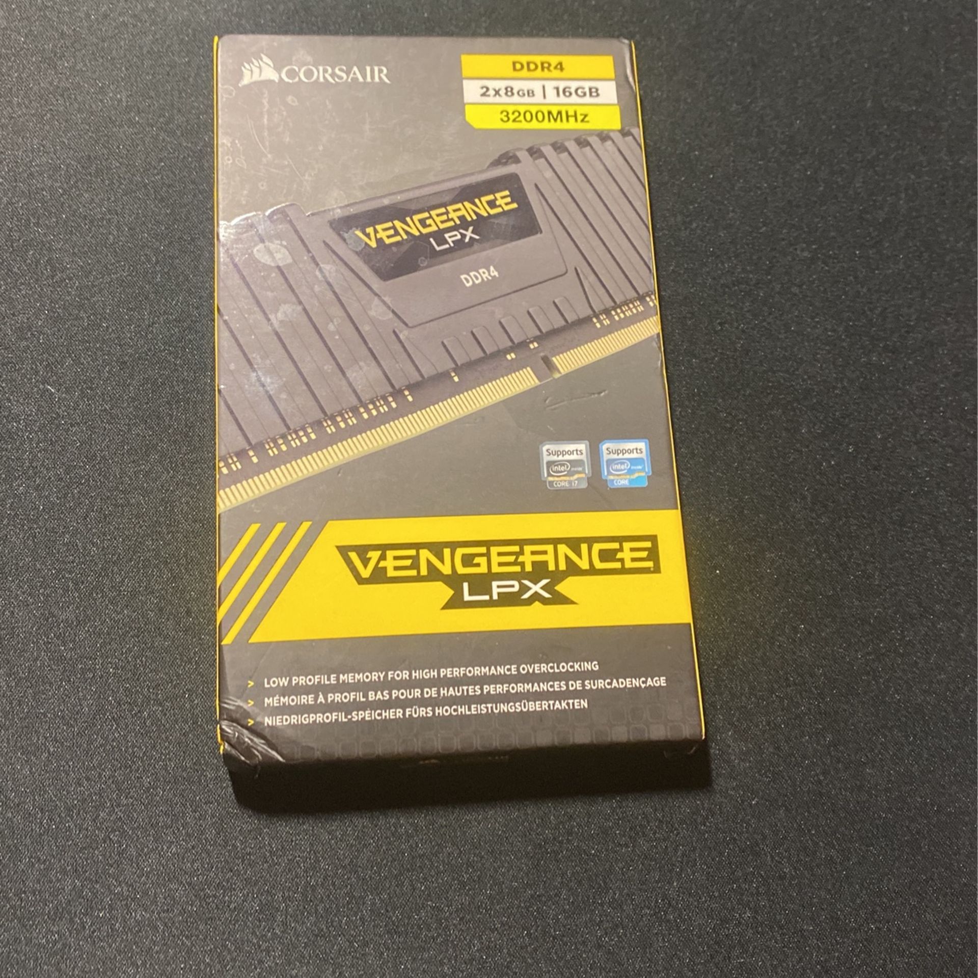 VENGEANCE® LPX 16GB (2 x 8GB) DDR4 DRAM 3200MHz C16 Memory Kit - Black