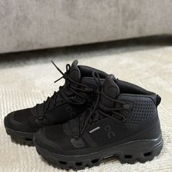 Cloudrock Mid Waterproof Hiking boots