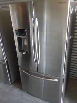 New French door stainless steel refrigerator New