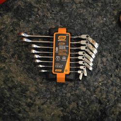 Brand New 8 Piece Flex Head Open End Wrench Sells For $83 At Home Depot Asking $50