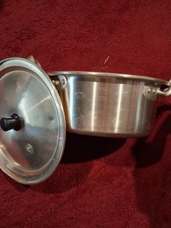 Small aluminum pot