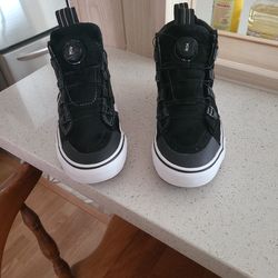 Vans BOA Size 6 Mens/7.5 Ladies