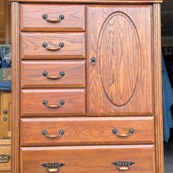 Red Oak 7 Drawer Highboy Dresser Chest with Cubby