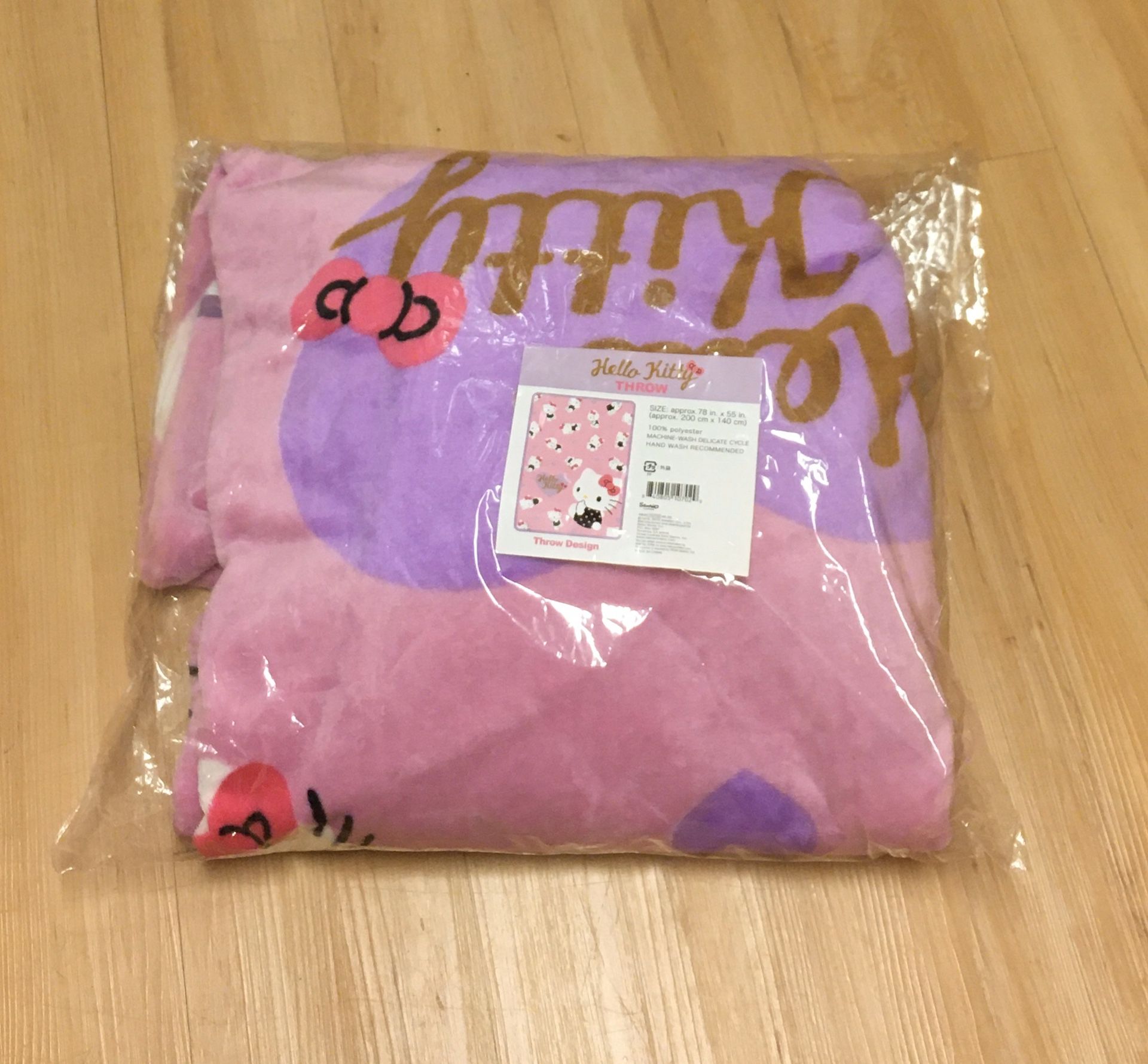 New Sanrio Hello Kitty Throw Blanket 78”x55”