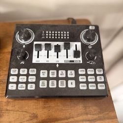 USB Sound Board / Mixer (Perfect for Streamers or Podcasts) Price: $25