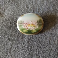  Vintage Brooch 
