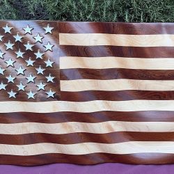 GORGEOUS SOLID MAPLE & MAHOGANY WOOD AMERICAN FLAG!! LOOKS LIKE FABRIC! LOOK!!