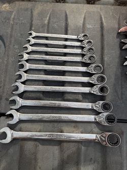 Snap on ratcheting wrench set and blueprint wrench set
