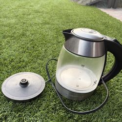 1.8 L ELECTRIC KETTLE 