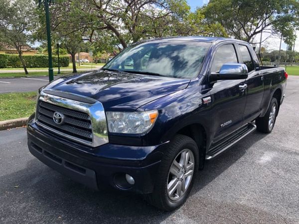 2008 TOYOTA TUNDRA 4x4 CUERO 4PUERTAS AIRE SONIDO TODO FUNCIONA RINES