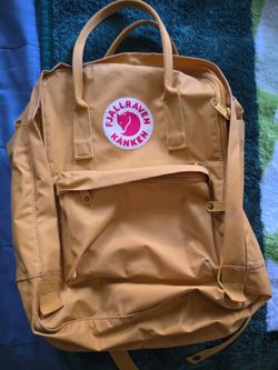 Fjallraven kanken backpack