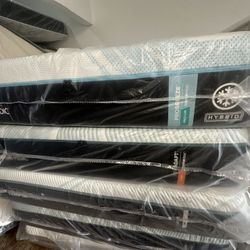 King Queen Size Tempurpedic ProAdapt,  ProBreeze,  LuxeBreeze Mattress  Pro Breeze /Luxe Adapt /Pro Adapt /Adapt /cloud /Tempur pedic contour Supreme 