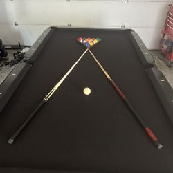 8ft Pool Table 