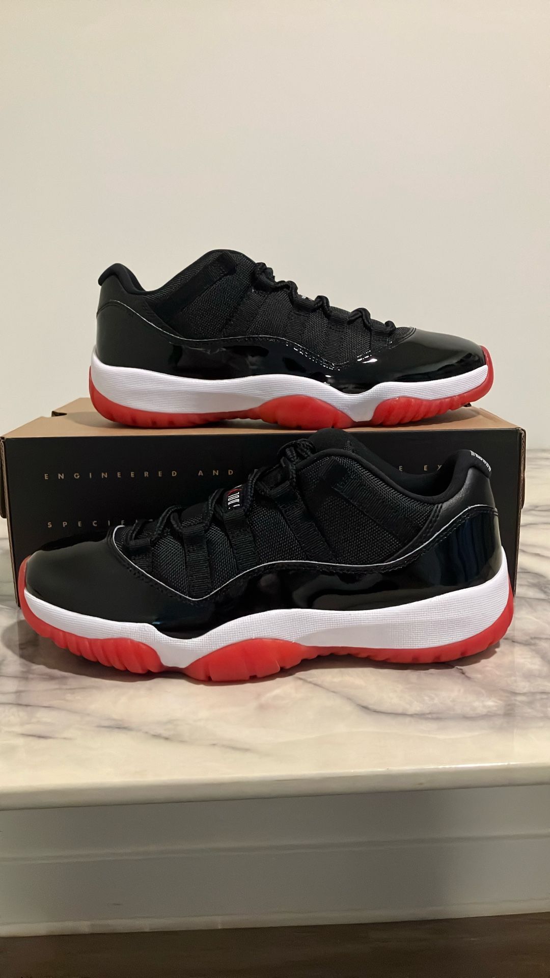 Jordan 11 Retro Low Bred
