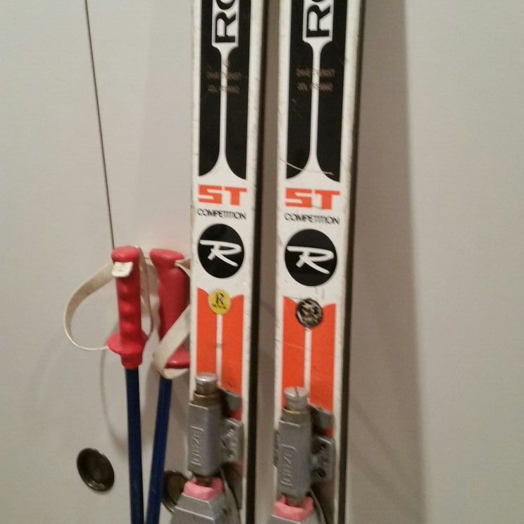 160cm rossignol scratch skis for Sale in Fremont, CA - OfferUp