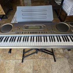 Electronic Keyboard CASIO WK 1630