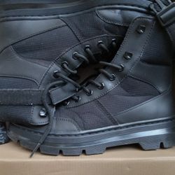 Doc Martens Combs Tech Boots Men's 9.5 Ladies 10. New In Box