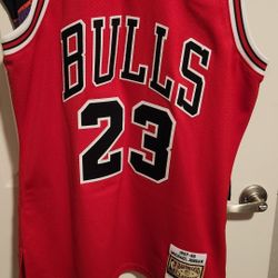 Mitchell And Ness Authentic Jordan 98 Finals Jersey