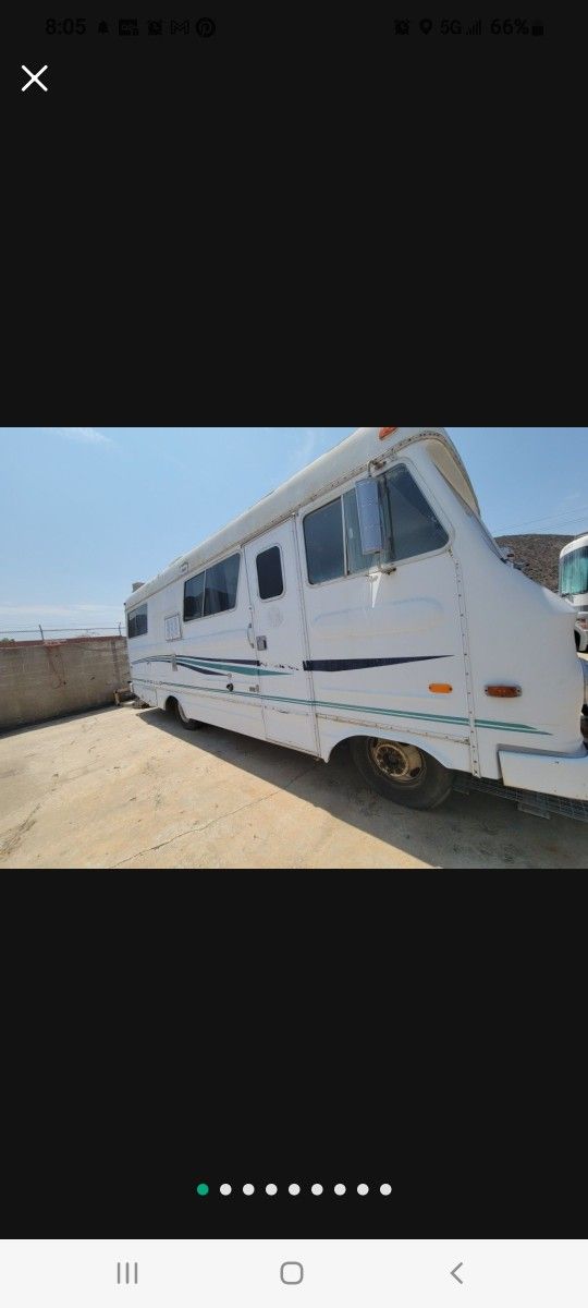 Apollo MotorhomeIF AD IS UP ITS STILL AVAILABLE 