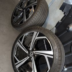 2025 VW GTI Stock Wheels
