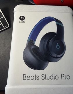 Beats Studio pro blue