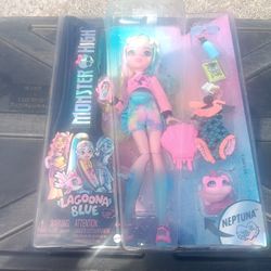 Monster High Lagoona Blue Doll with Neptuna Pet  Mattel  New NIB