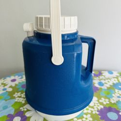  Vintage Blue Insulated picnic camping jug with handle and pour spout 5 ltr/ 1 1/3 gallon capacity. 