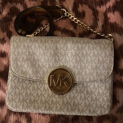 Michael Kors vanilla crossbody bag