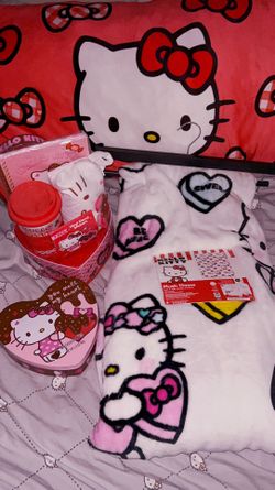 hello kitty valentine’s day basket gift set