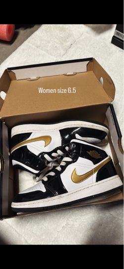 Retro 1s women size 6-6.5