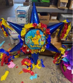 Pokemon bola star pinata