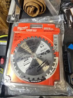 Milwaukee 5-3/8” Ferrous Metal Cutting Blades – NEW